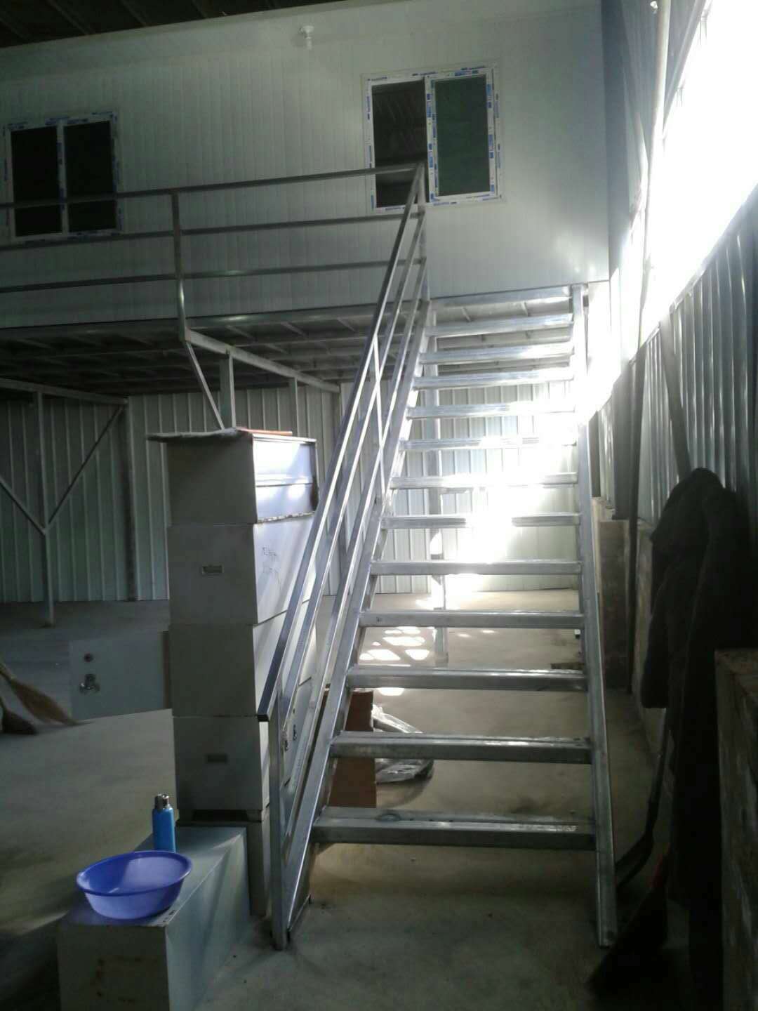 車間室內(nèi)彩鋼房設計工程案例